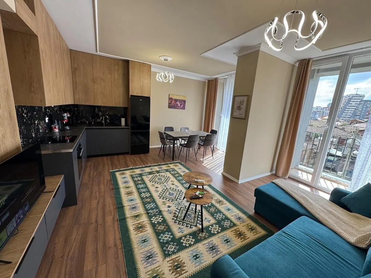 Jona City Center 2 Bedroom Confort Suites And Free Parking Tirana 0*,  Albania